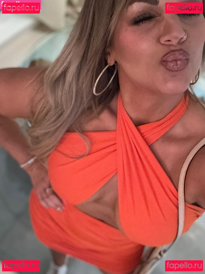 sofiejanee / sofietheattorney Onlyfans Photo Gallery 