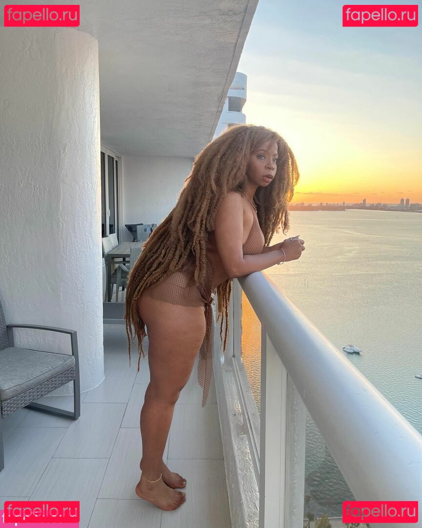 Aria Artizte / Ariaartizte / ariaxxxx Onlyfans Photo Gallery 