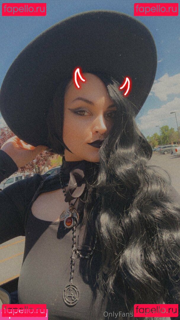 cahrnila Onlyfans Photo Gallery 