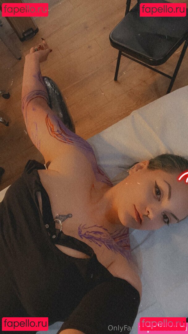 cahrnila Onlyfans Photo Gallery 