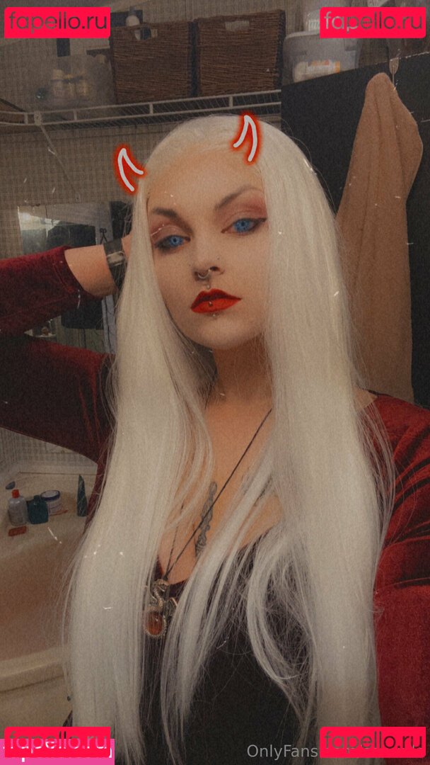 cahrnila Onlyfans Photo Gallery 