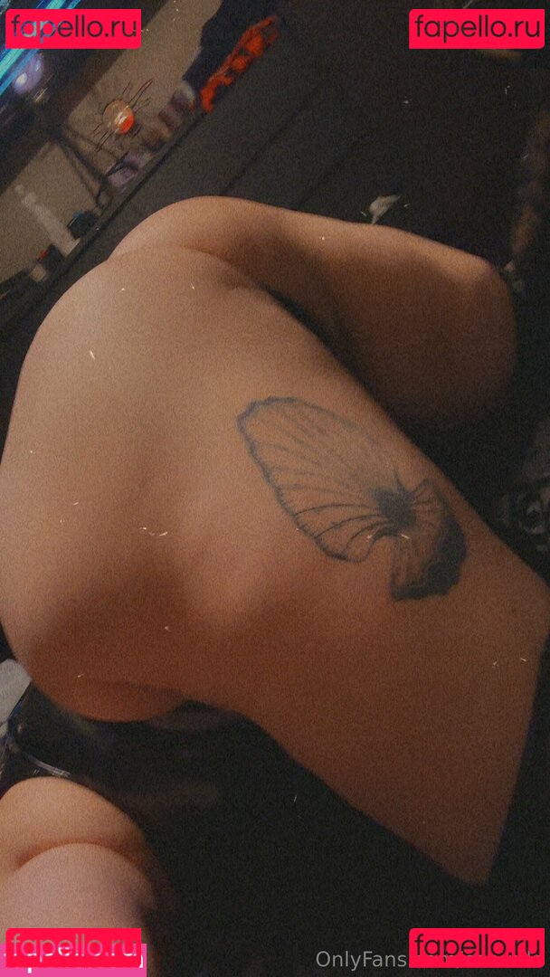 cahrnila Onlyfans Photo Gallery 