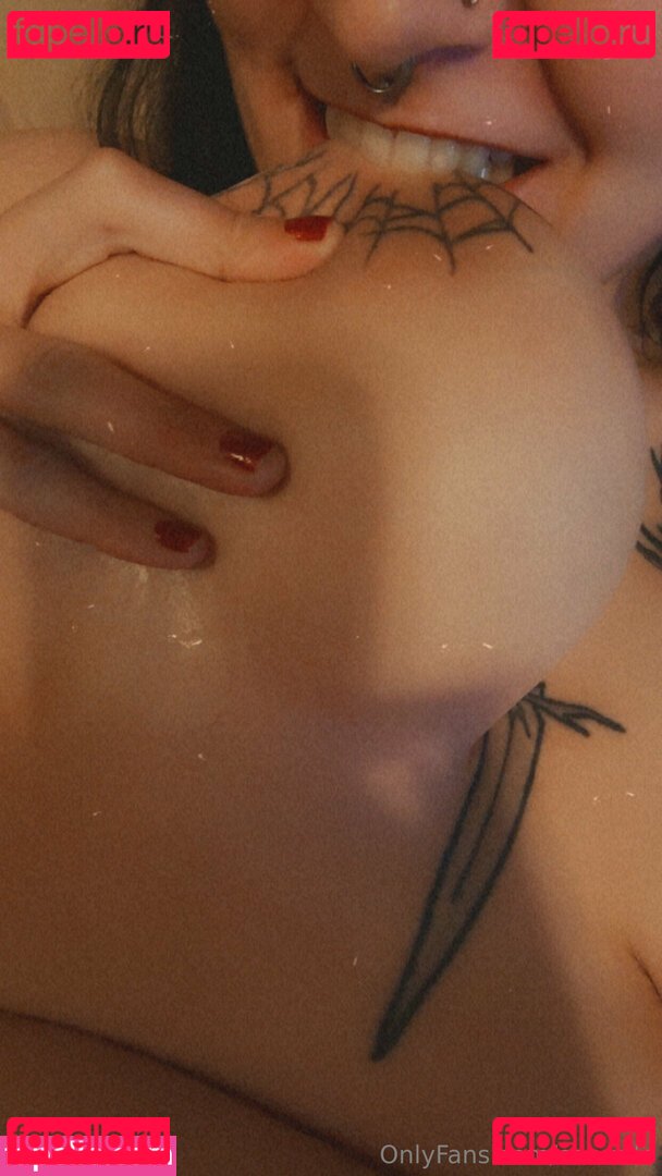 cahrnila Onlyfans Photo Gallery 