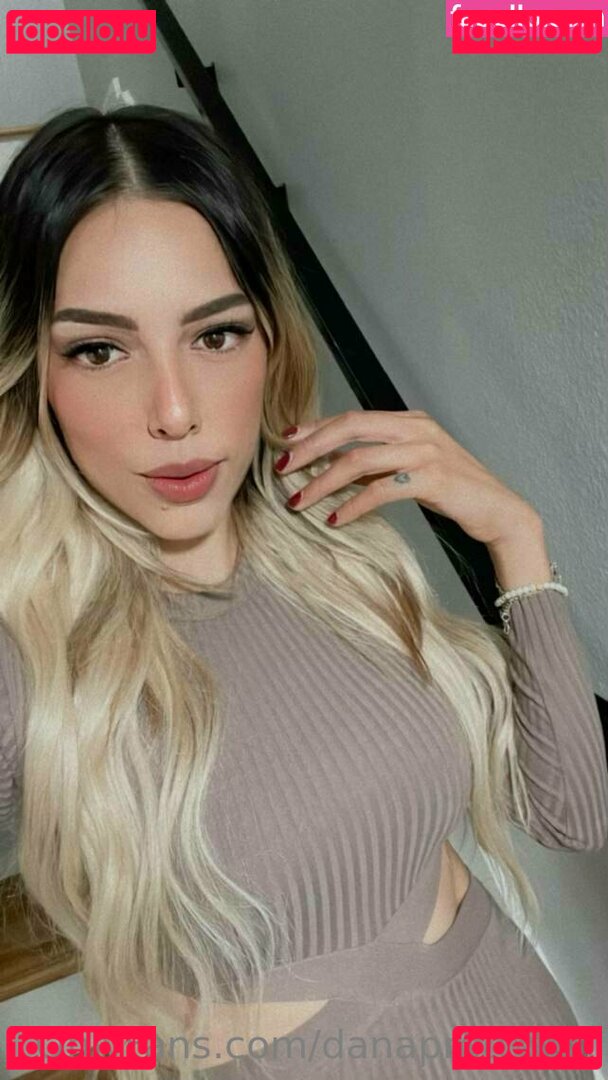 d4gers / danagorgeus Onlyfans Photo Gallery 