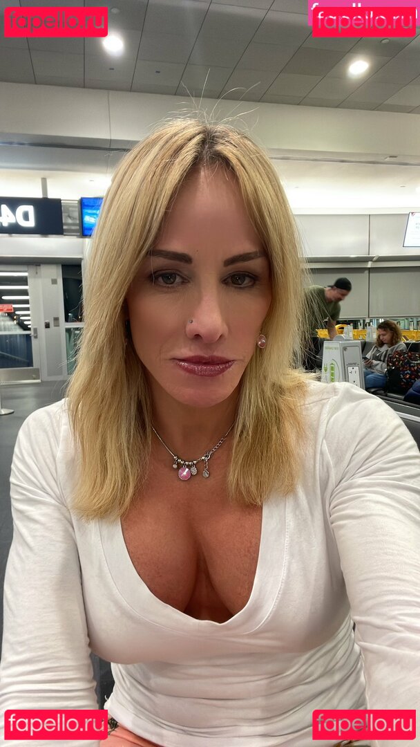 Becki .Bottomz / BeckiBottomz / BostonBecki / TS Becki BottomzXXX / bostonbecky