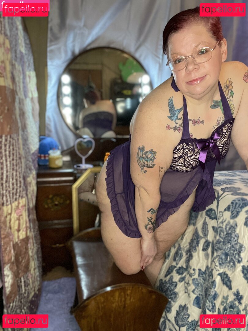 curvyheathersneakpeek Onlyfans Photo Gallery 