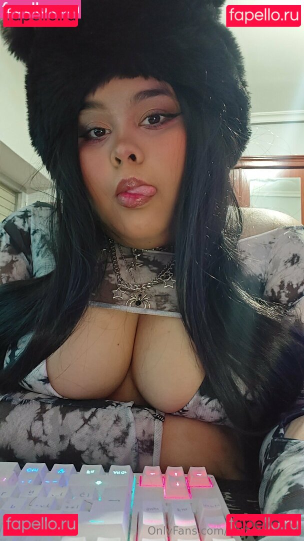 amararosee1 / amararoseee_ Onlyfans Photo Gallery 