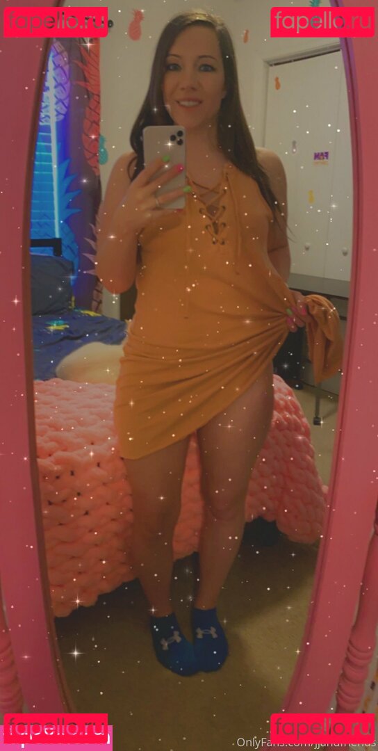 jjslivear / livejj Onlyfans Photo Gallery 