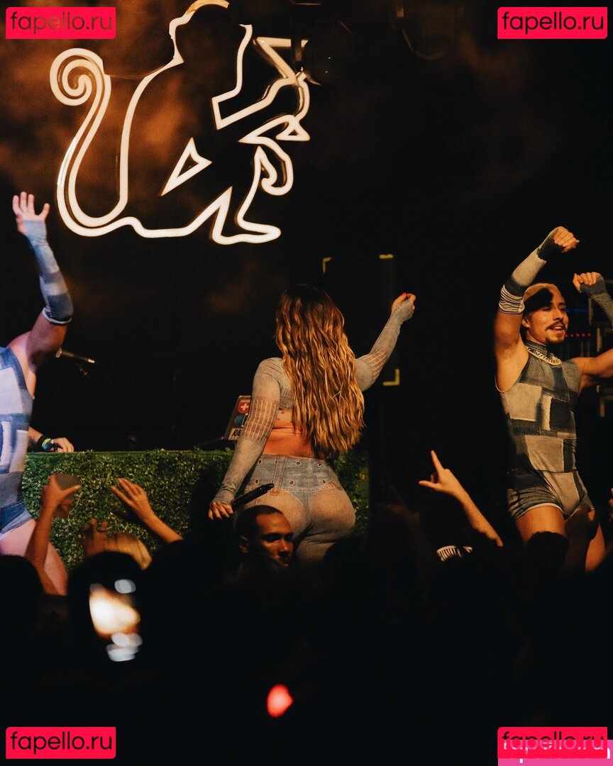 Valeska Popozuda / valescapopozuda / wallace68229301 Onlyfans Photo Gallery 