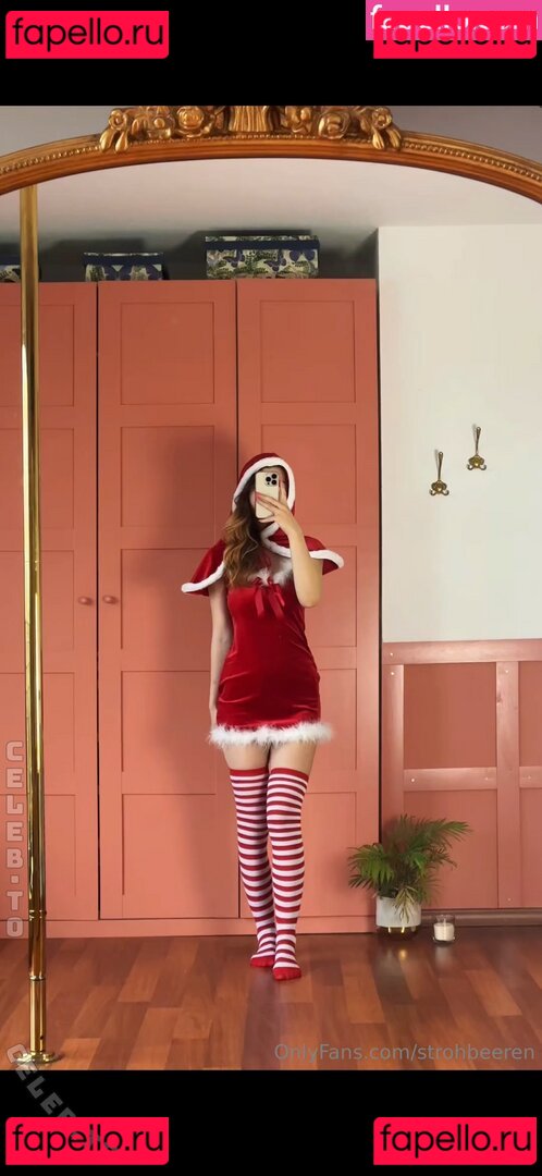 strohbeere / strohbeeren Onlyfans Photo Gallery 