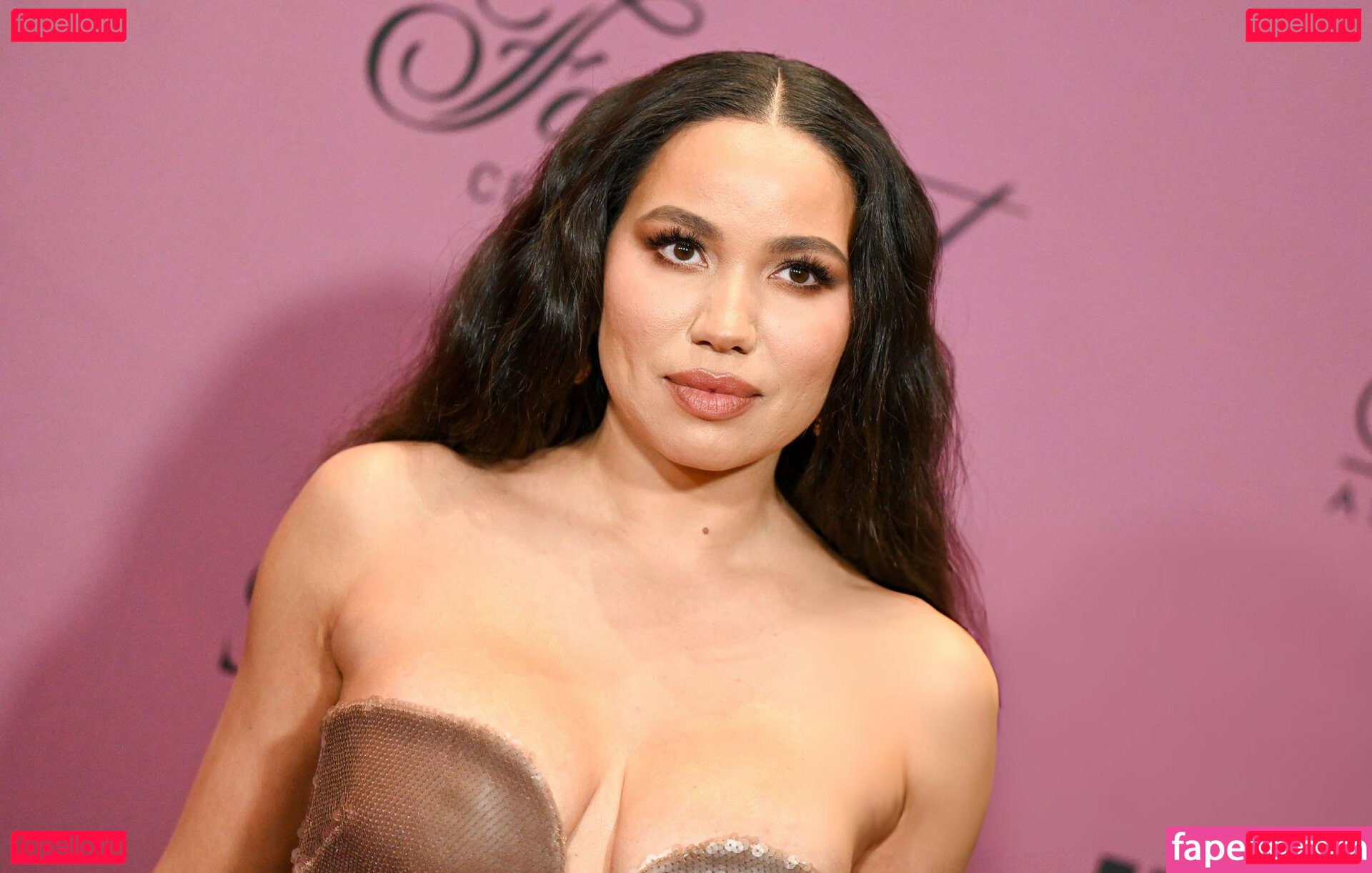 Jurnee Smollett / jurneesmollett Onlyfans Photo Gallery 