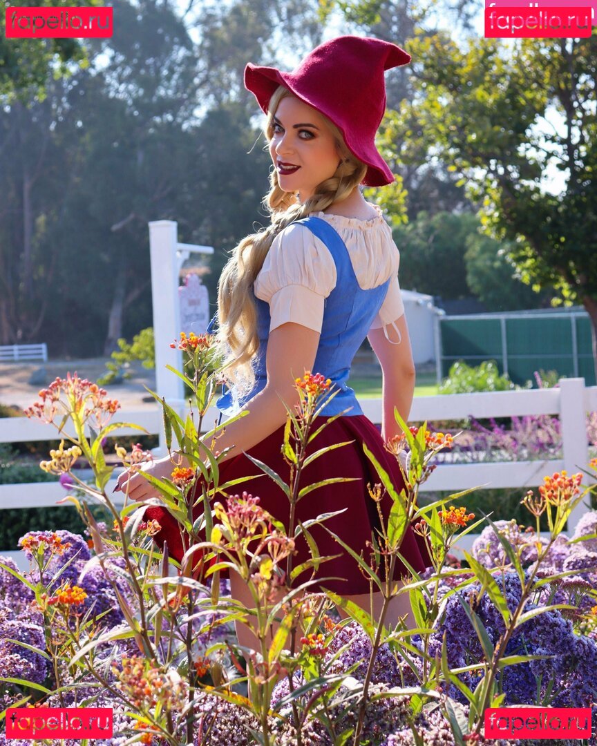 Meganrandom / itsmeganrandom Onlyfans Photo Gallery 