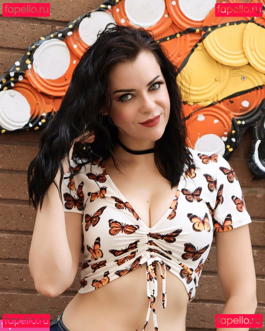 Meganrandom / itsmeganrandom Onlyfans Photo Gallery 