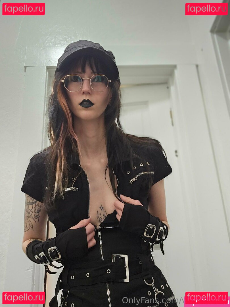 violavixen / violavixene Onlyfans Photo Gallery 