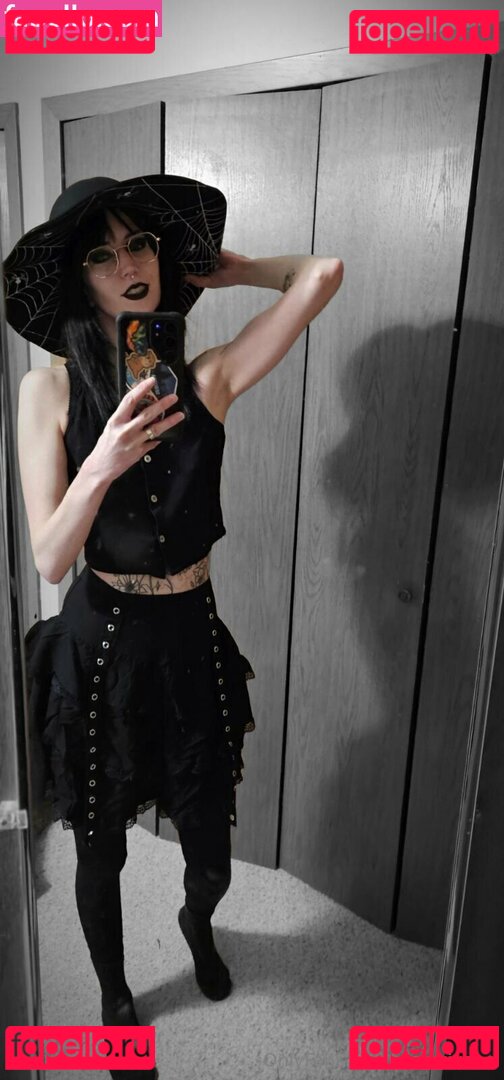 violavixen / violavixene Onlyfans Photo Gallery 