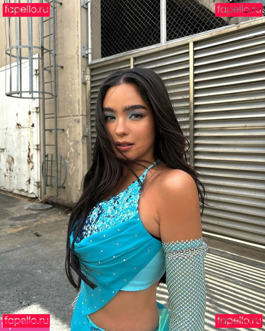 Andrea Brillantes / Blythe Onlyfans Photo Gallery 