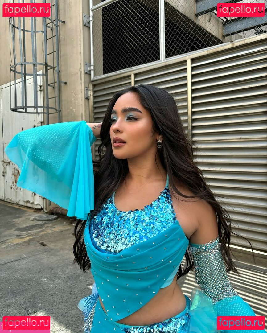 Andrea Brillantes / Blythe Onlyfans Photo Gallery 