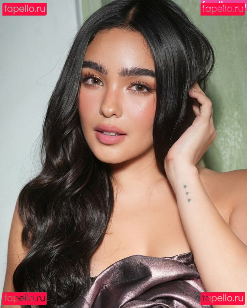 Andrea Brillantes / Blythe Onlyfans Photo Gallery 