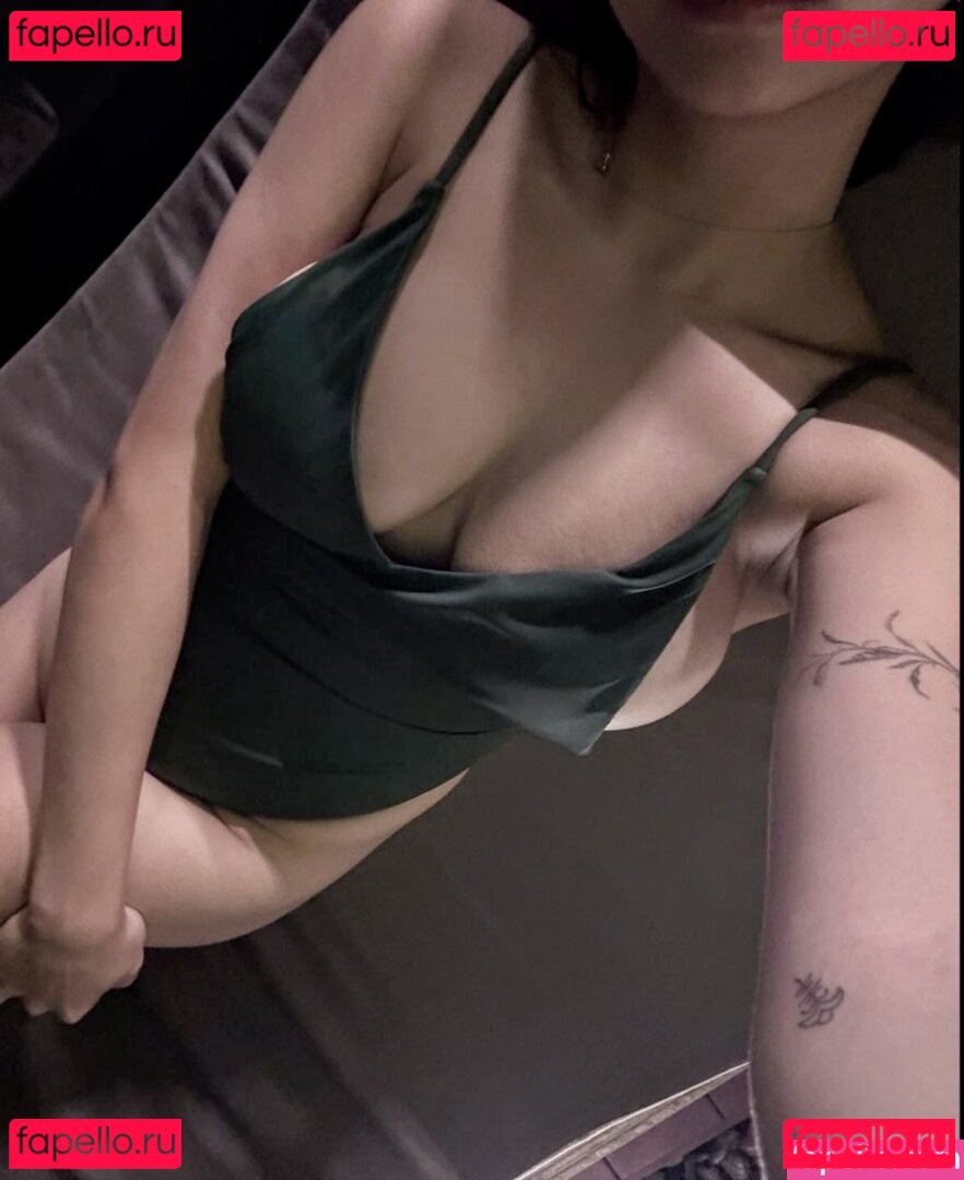 Pixie / Shentonyyy Onlyfans Photo Gallery 