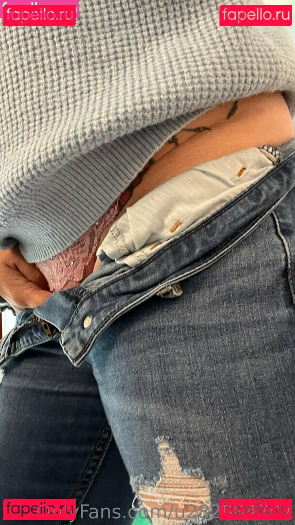 dangerous.daphne / daphnedangereux Onlyfans Photo Gallery 