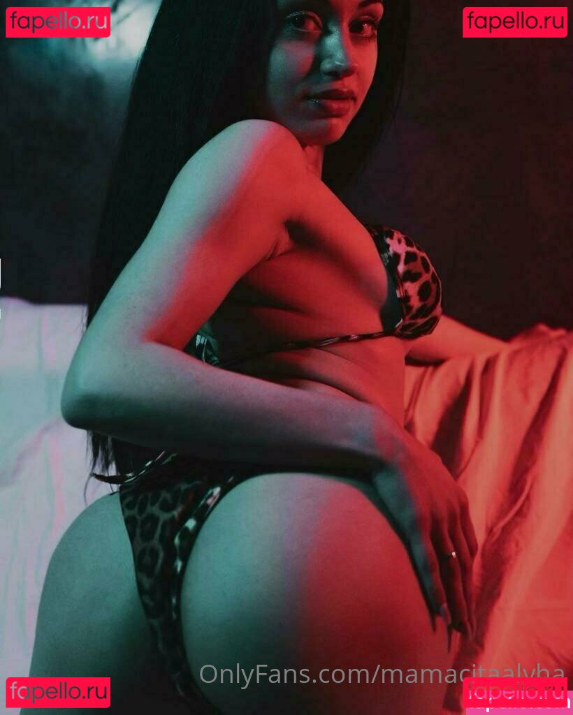 isabellaangelina / labebesitadiosa Onlyfans Photo Gallery 