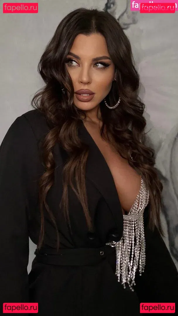 Lybov Kalish Onlyfans Photo Gallery 