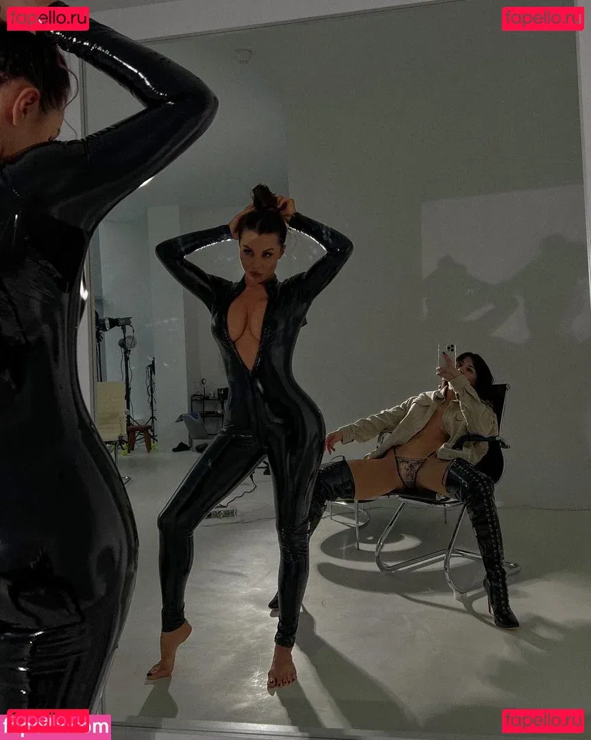 Lybov Kalish Onlyfans Photo Gallery 