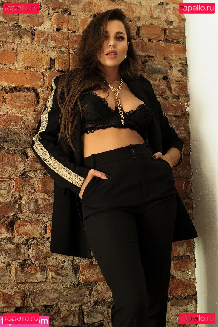 Lybov Kalish Onlyfans Photo Gallery 