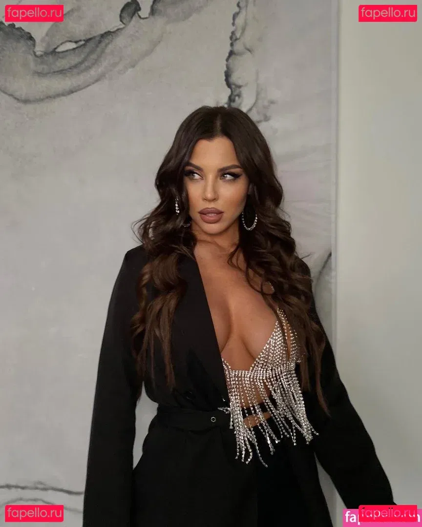 Lybov Kalish Onlyfans Photo Gallery 