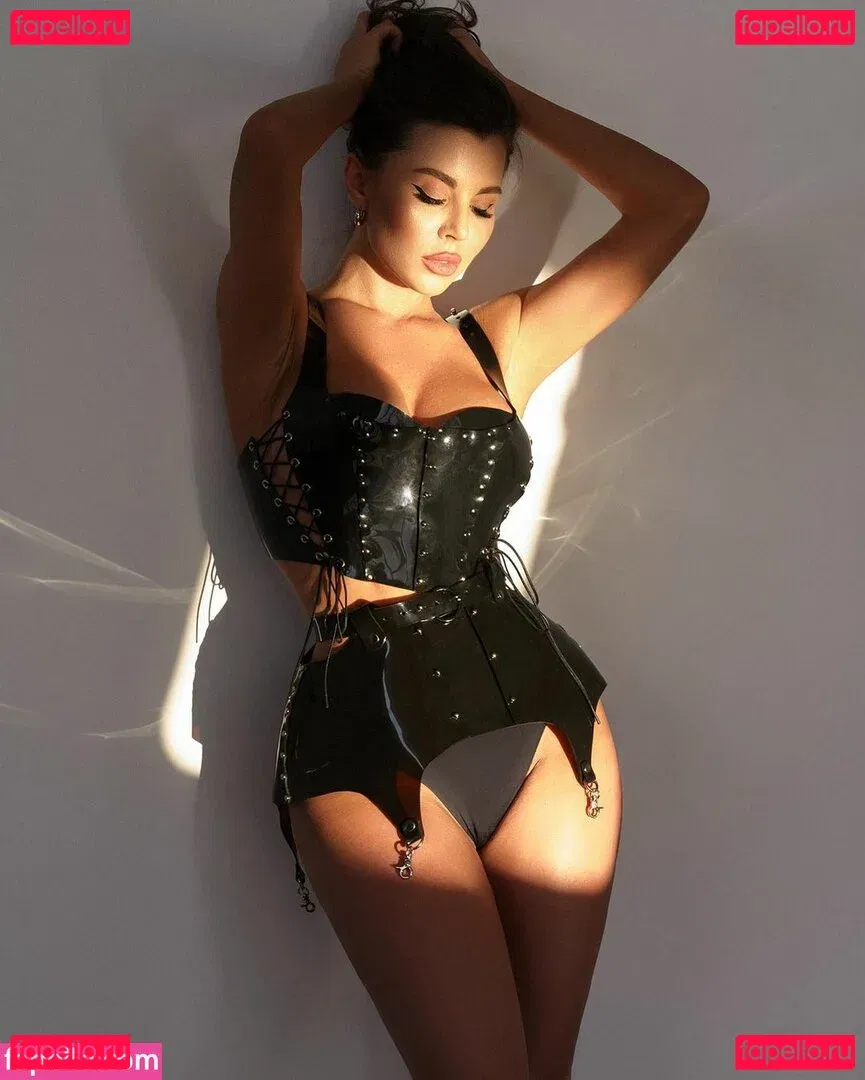 Lybov Kalish Onlyfans Photo Gallery 