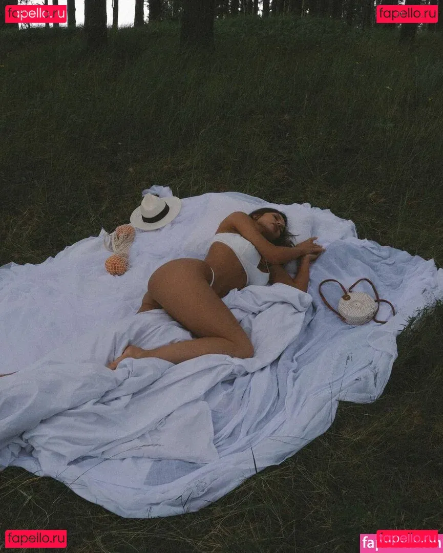 Lybov Kalish Onlyfans Photo Gallery 