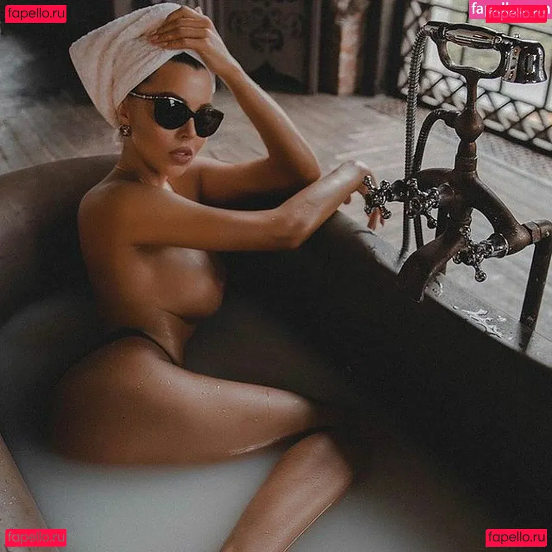 Lybov Kalish Onlyfans Photo Gallery 