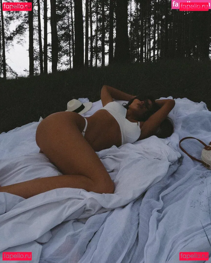 Lybov Kalish Onlyfans Photo Gallery 