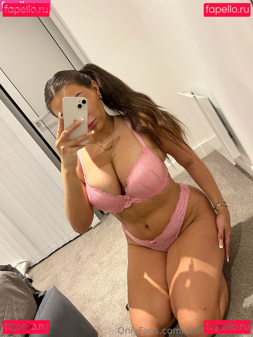 delilahbelle / delilahbellerae Onlyfans Photo Gallery 
