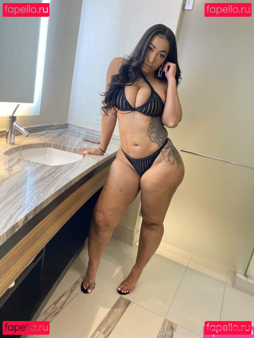 robyn.banks_ / robynbanks Onlyfans Photo Gallery 