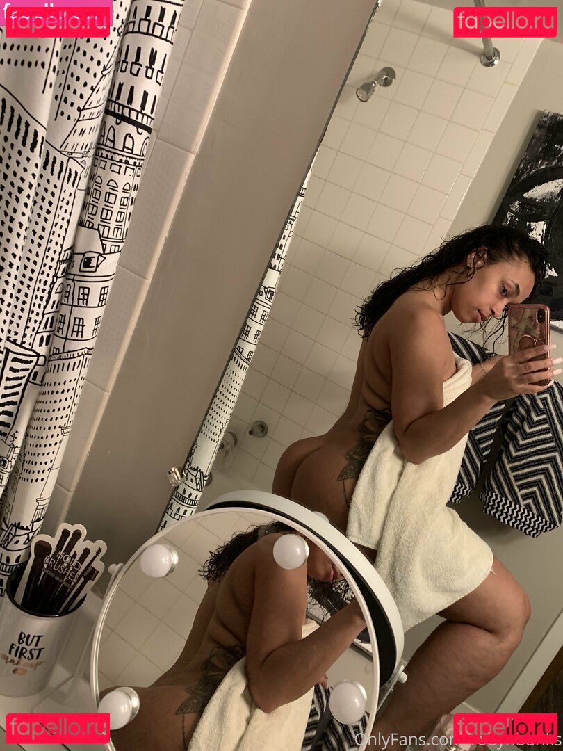 robyn.banks_ / robynbanks Onlyfans Photo Gallery 