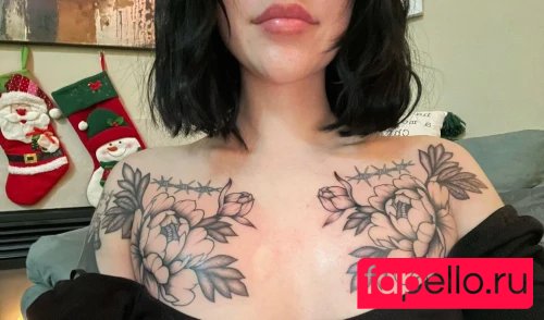 Kalei / kaleirenay Nude Onlyfans Photo 45