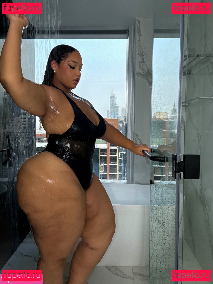 MissAssi / missassi_ / only.assi Onlyfans Photo Gallery 