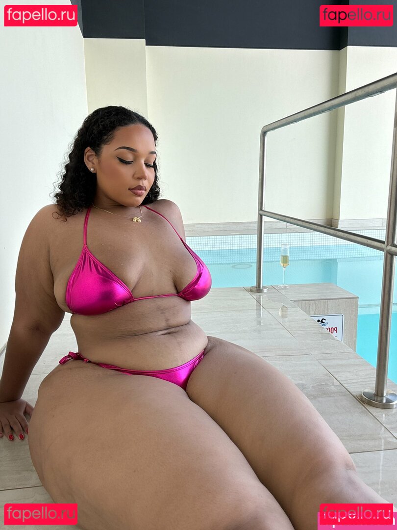 MissAssi / missassi_ / only.assi Onlyfans Photo Gallery 