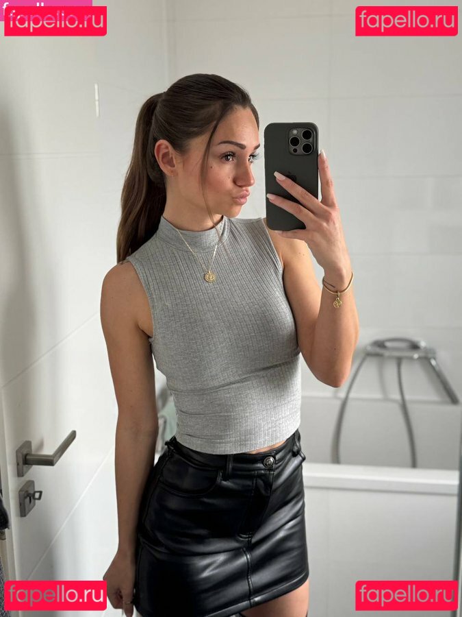 MonaMystery / monamystery.official Onlyfans Photo Gallery 