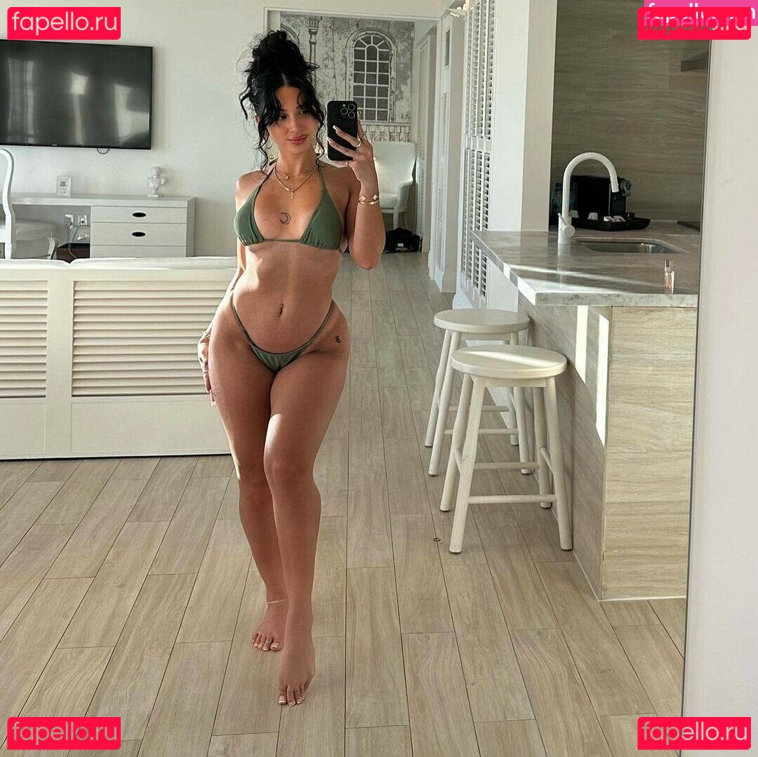 Lynn Kainoa / lynn.kainoa Onlyfans Photo Gallery 