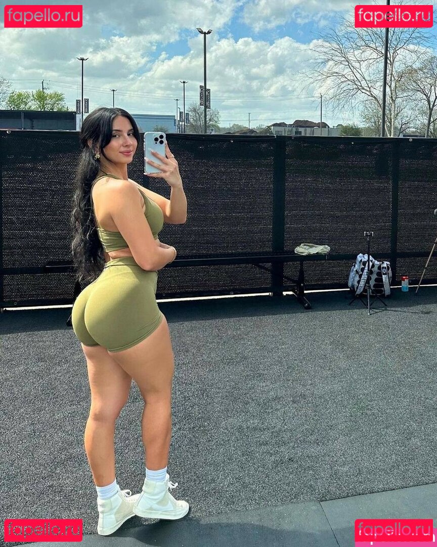 Lynn Kainoa / lynn.kainoa Onlyfans Photo Gallery 