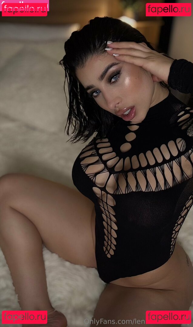 lenna_ivanova / lennaivanovavip Onlyfans Photo Gallery 