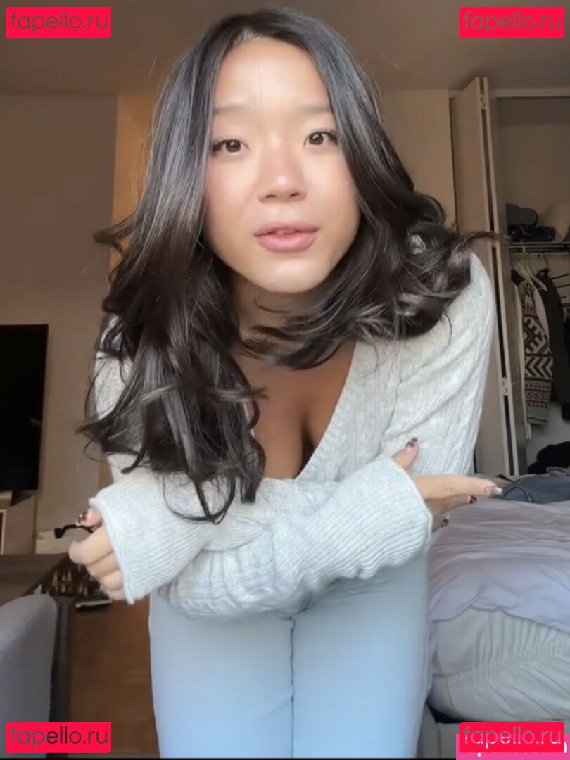 eatingalonediaries / khaleesi420eats Onlyfans Photo Gallery 