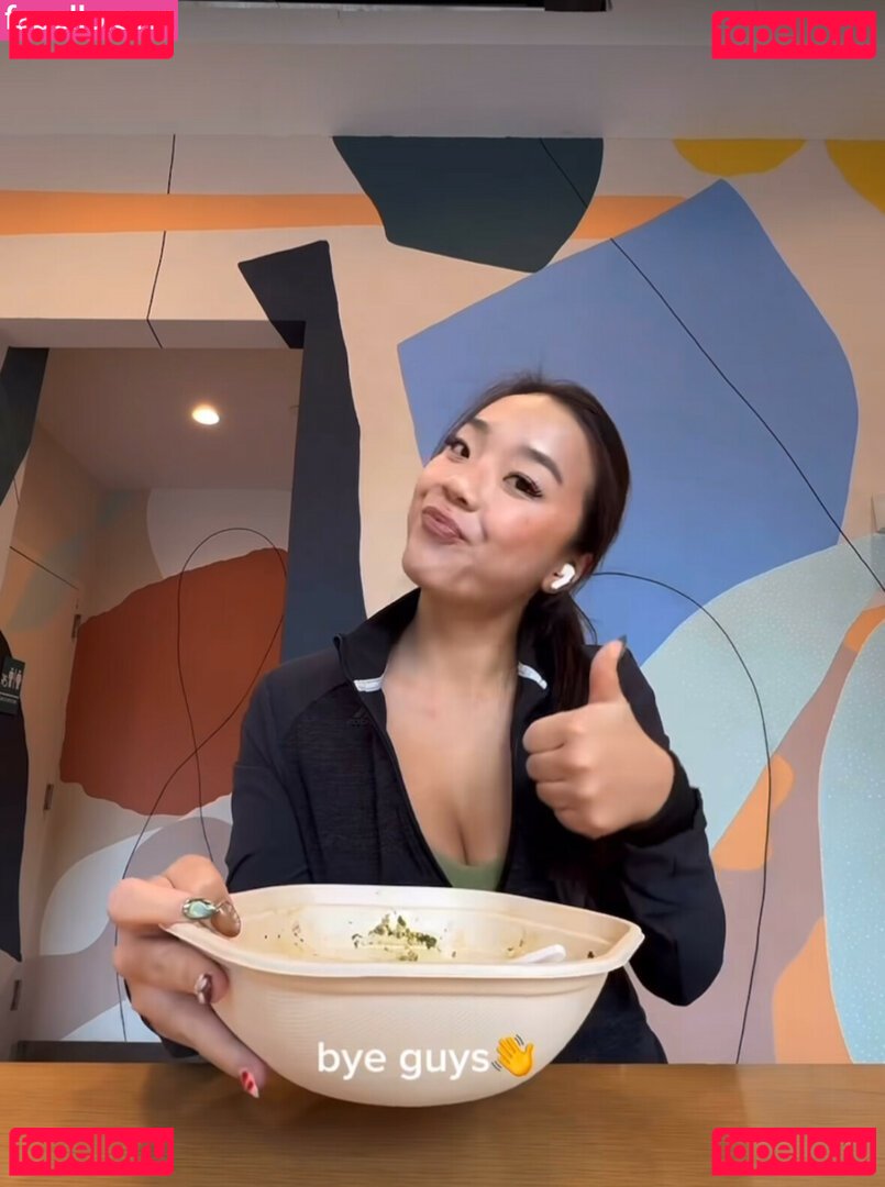 eatingalonediaries / khaleesi420eats Onlyfans Photo Gallery 