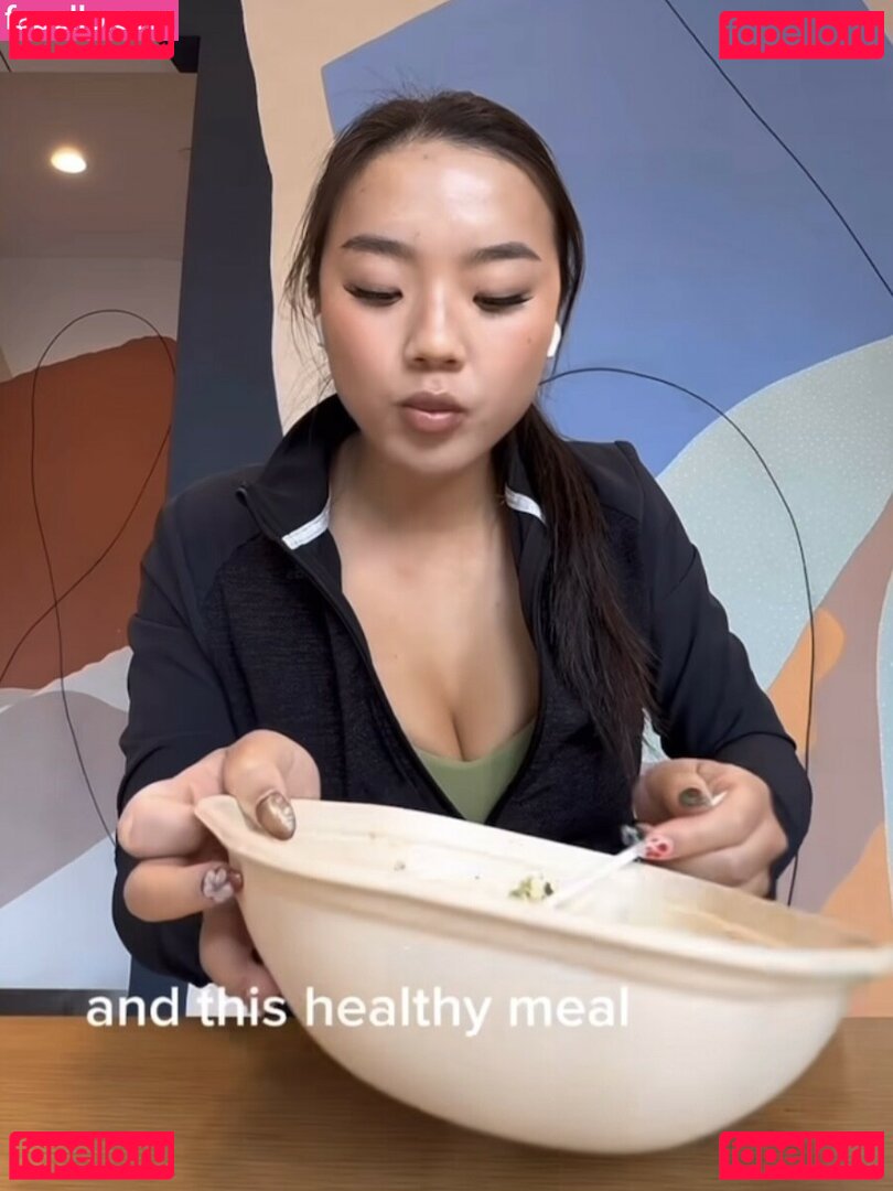 eatingalonediaries / khaleesi420eats Onlyfans Photo Gallery 