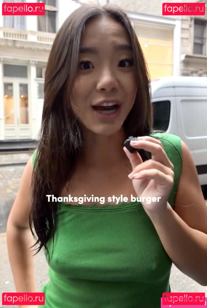 eatingalonediaries / khaleesi420eats Onlyfans Photo Gallery 