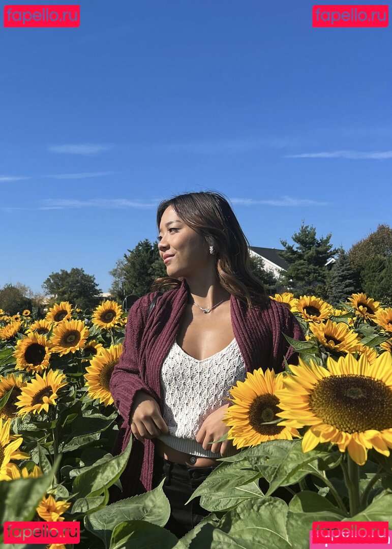 eatingalonediaries / khaleesi420eats Onlyfans Photo Gallery 