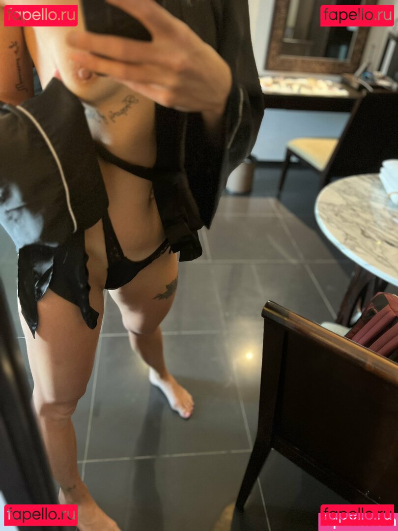 Emily Jane Deeley / emilyjanedeeley / zaradeeley Onlyfans Photo Gallery 