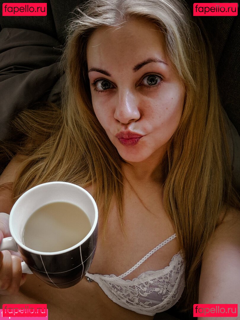 Sarah Milkowski / Sarahmilkowska / sarah_milkowski / sarahmilkowskatv Onlyfans Photo Gallery 